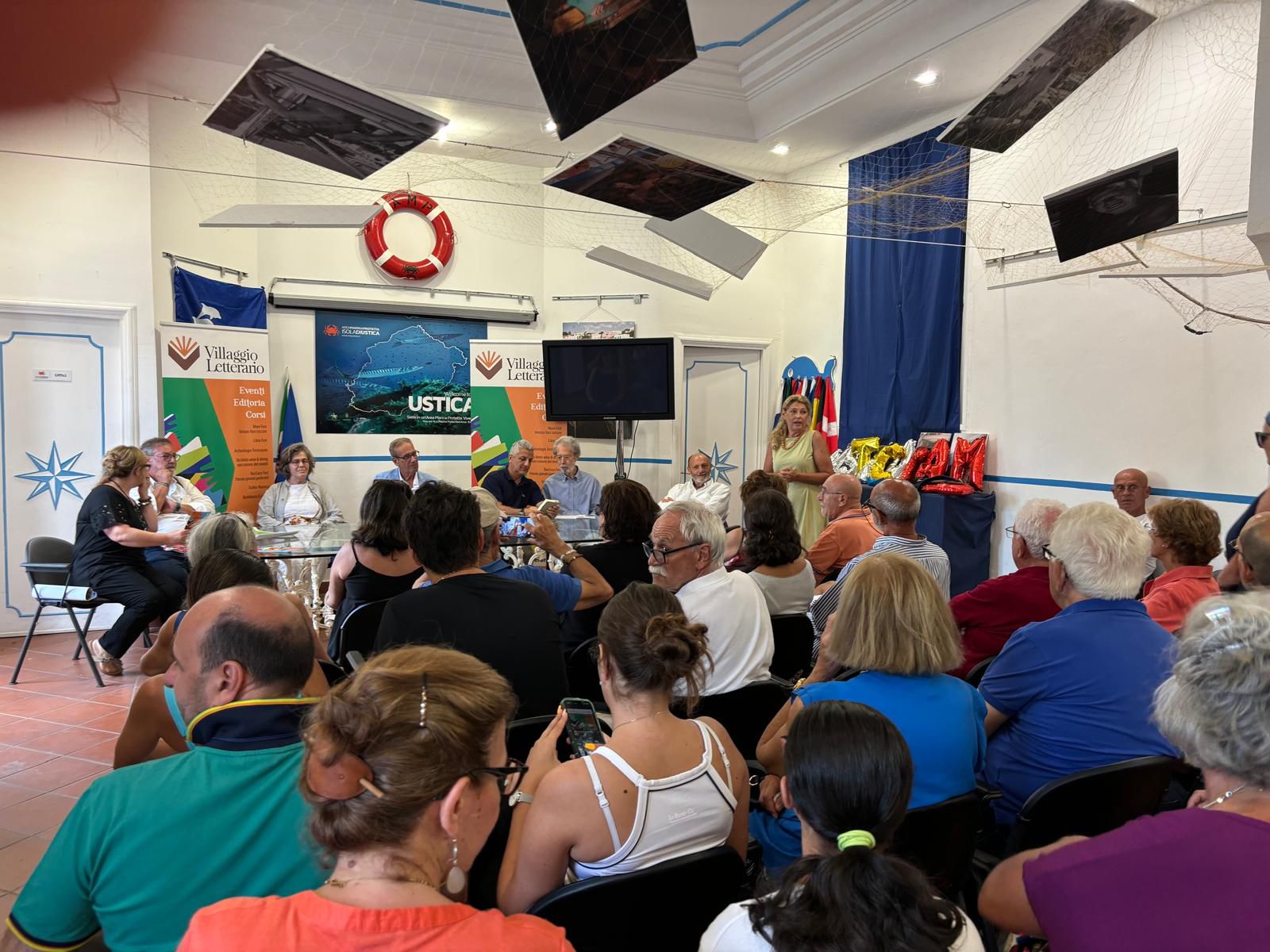 Ha preso il via a Ustica Libro Fest, i vulcani siciliani al centro